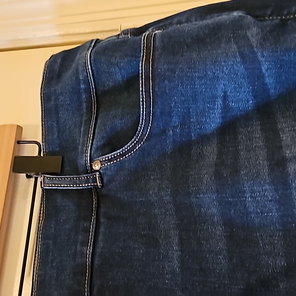 Lane Bryant High Rise Skinny Jeans Dark Blue in size 26 - Picture 5 of 11